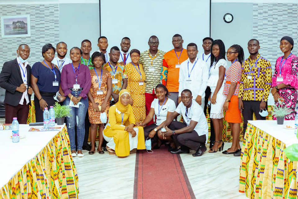 Student leaders in a group picture with the Dean of Students Affairs 