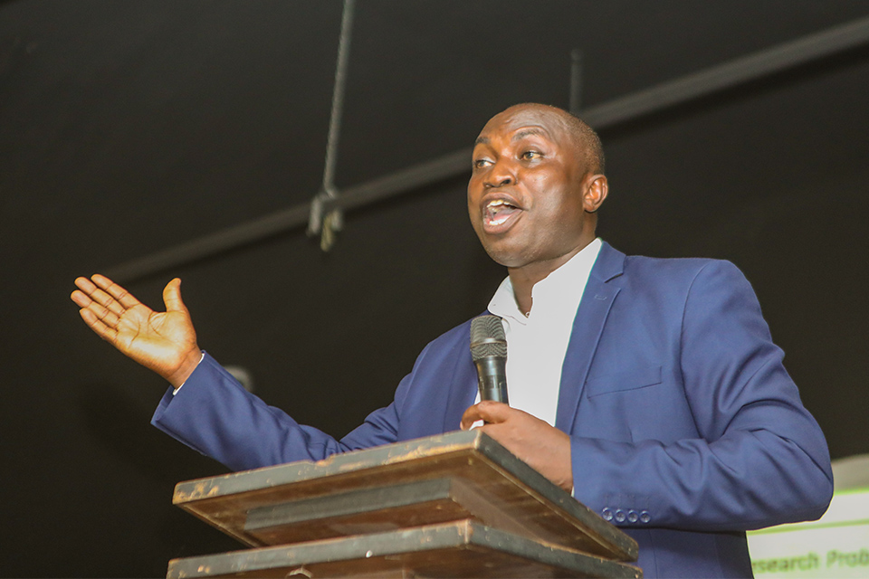 Dr. Hinneh Kusi giving counsel to students to gather the relevant information needed for the research work