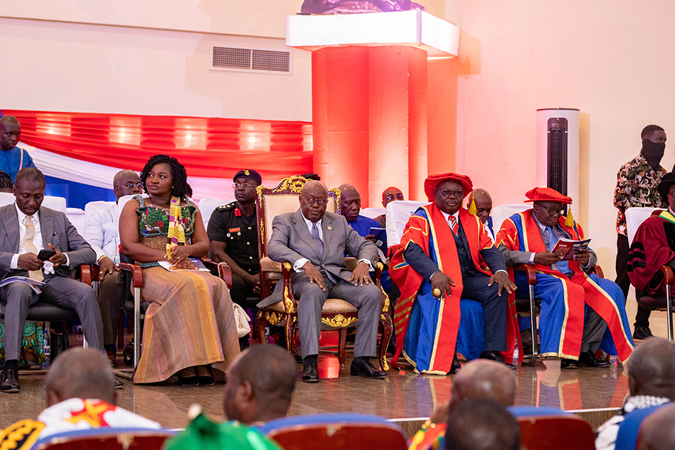 H. E. Nana Akufo-Addo (3rd from left) is sandwiched by Hon. Justina Marigold Assan, Hon. Alexander Afenyo-Markin, Nana Ofori Ansah I, and Prof. Mawutor Avoke.