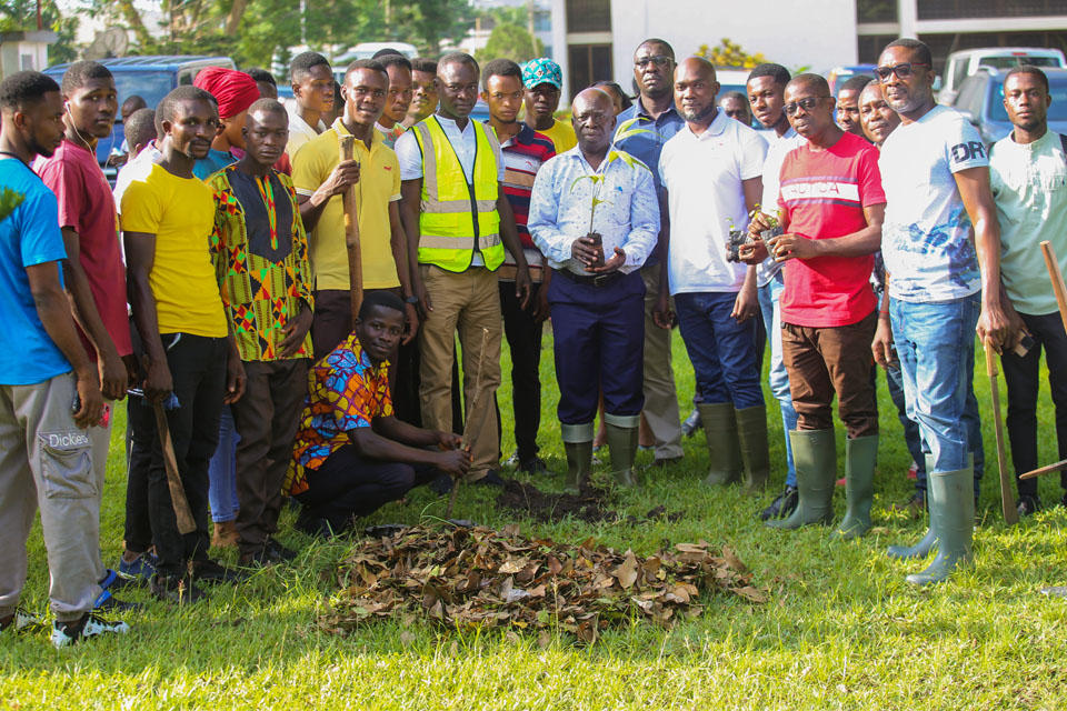 Prof. Victus Samlafo (4th from right) in a group picture with faculty members and students of the Department of Environmental Science Education