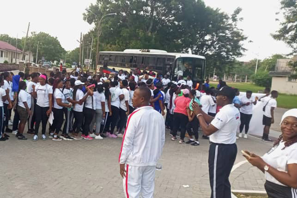 A shot of students and faculty getting ready for the health walk