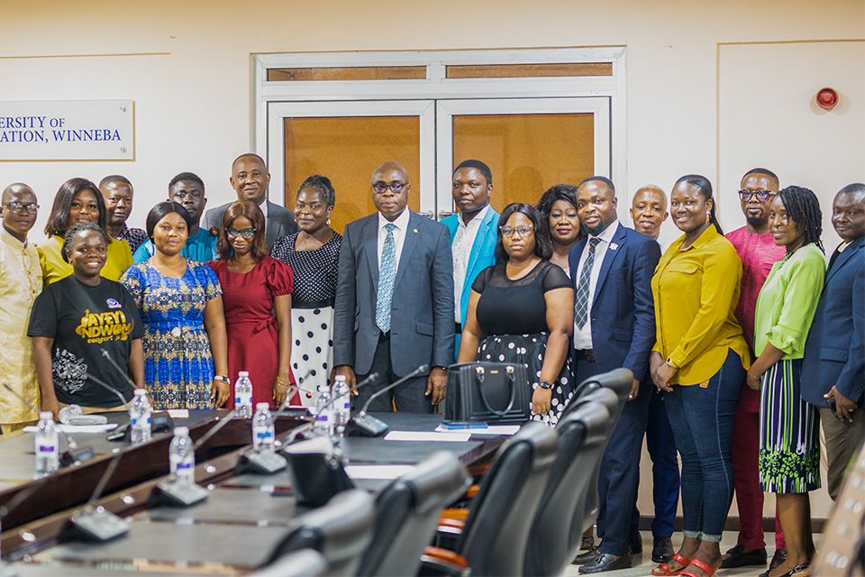 Univeristy Management and DESA Executive in a group photograph after the meeting 