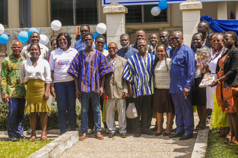 UEW staff and basic school teachers in a group photograph after the seminar