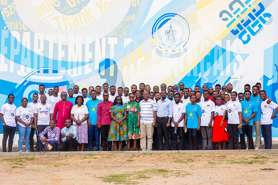 A group picture after the ceremony 