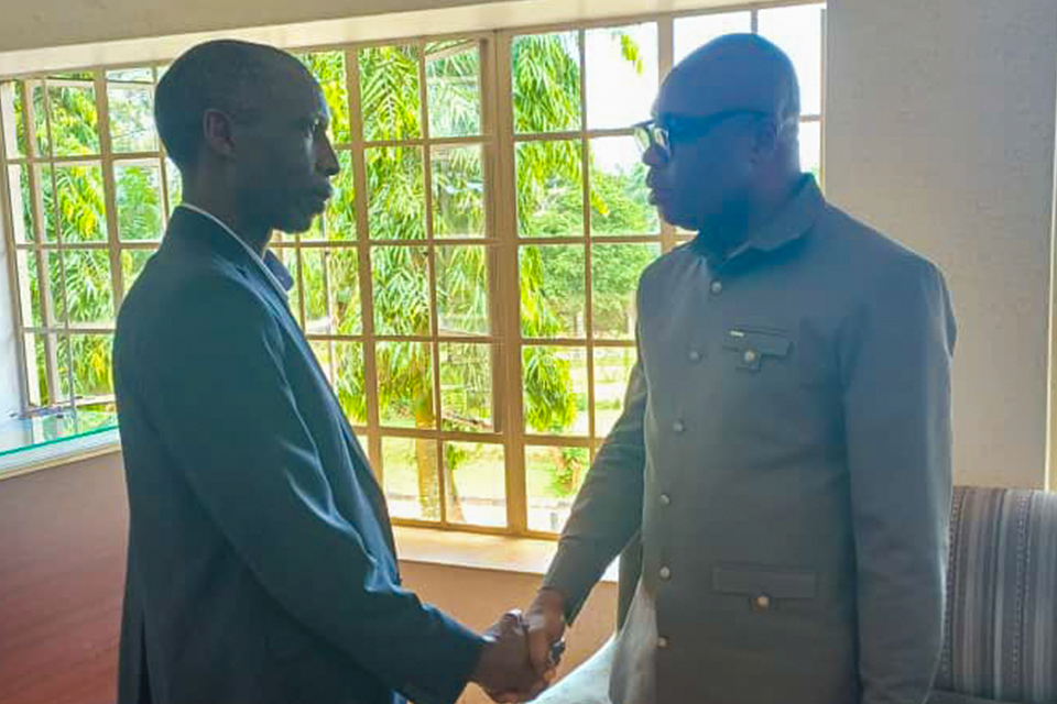Prof. Mitchual handshaking hands with Mekerere Prof. 