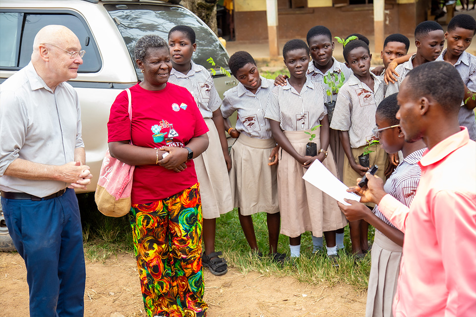 Mavis Arthur (2nd from the right) expressing appreciation to the project members